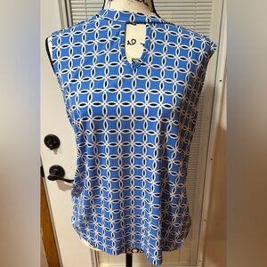 Adrienne Vittadini Blue and White Patterned sleeveless shirt Blouse top size L